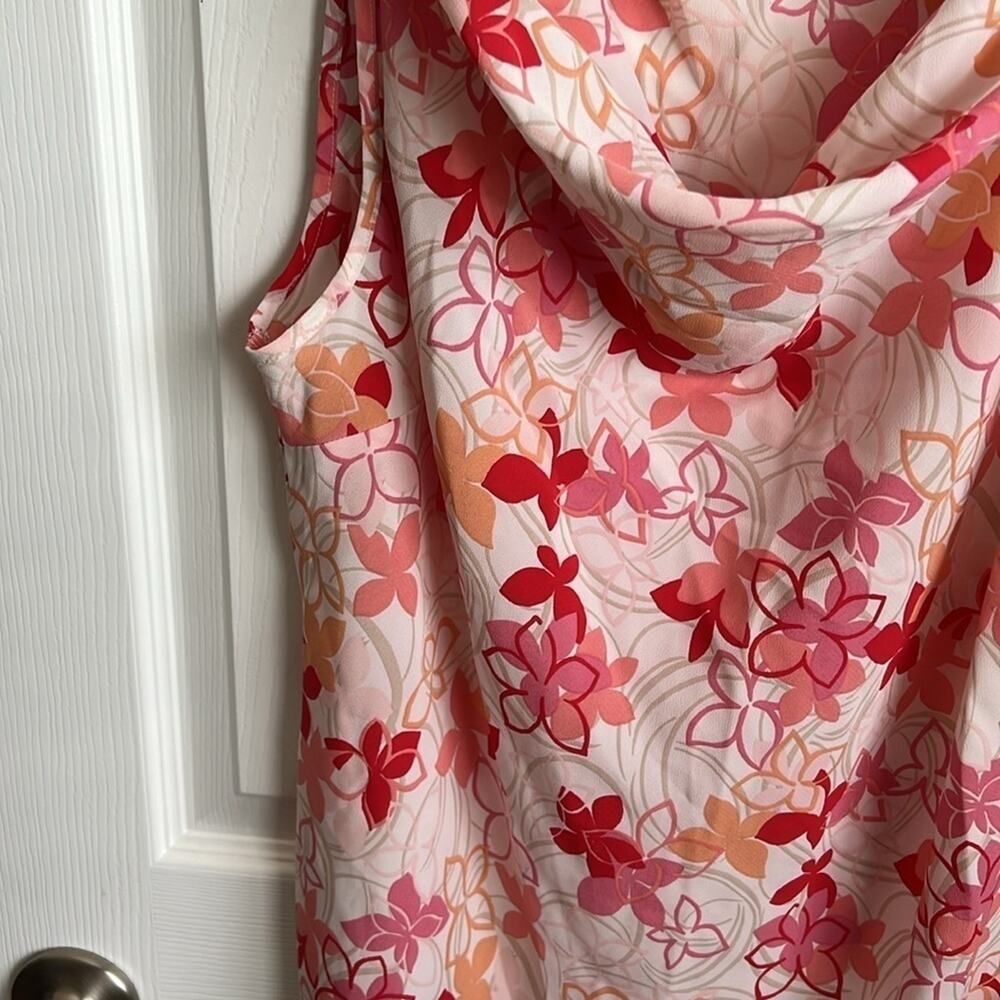 Ladies sleeveless top by Karen Scott size small - Picture 3 of 5